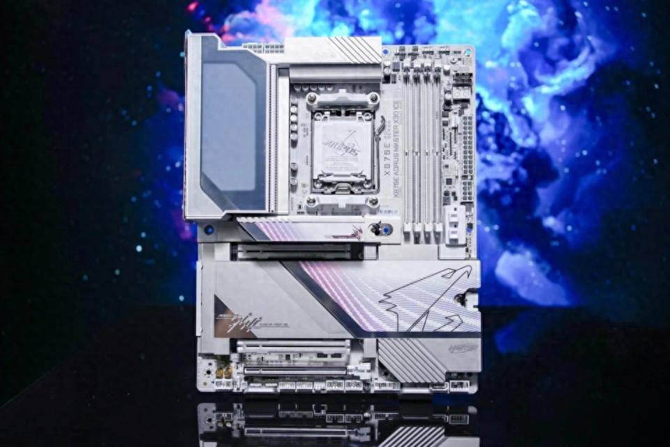 X3D系列主板免费提升游戏性能开元棋牌高端主板“模范生”技嘉(图5)