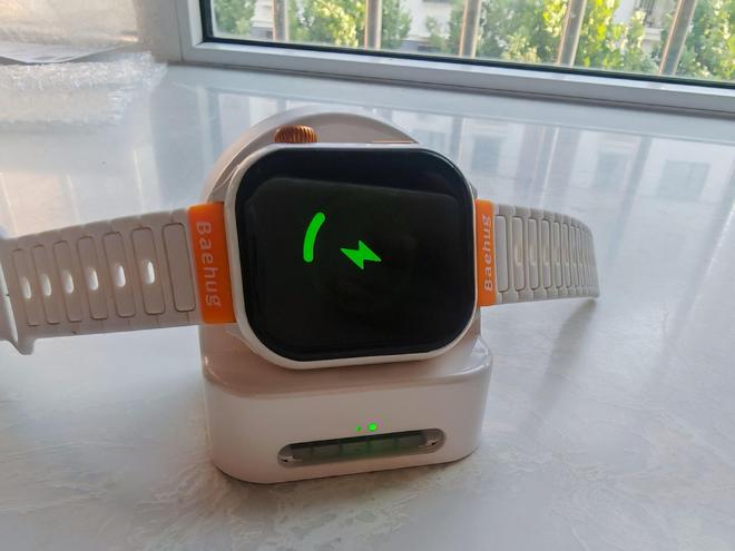 ehug宝护光X8青少年电话手表之体验开元棋牌app可换电操作续航不断Ba(图9)