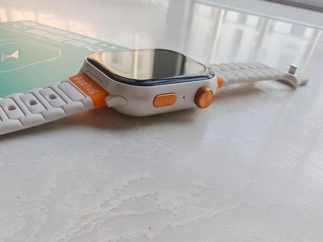 ehug宝护光X8青少年电话手表之体验开元棋牌app可换电操作续航不断Ba(图14)